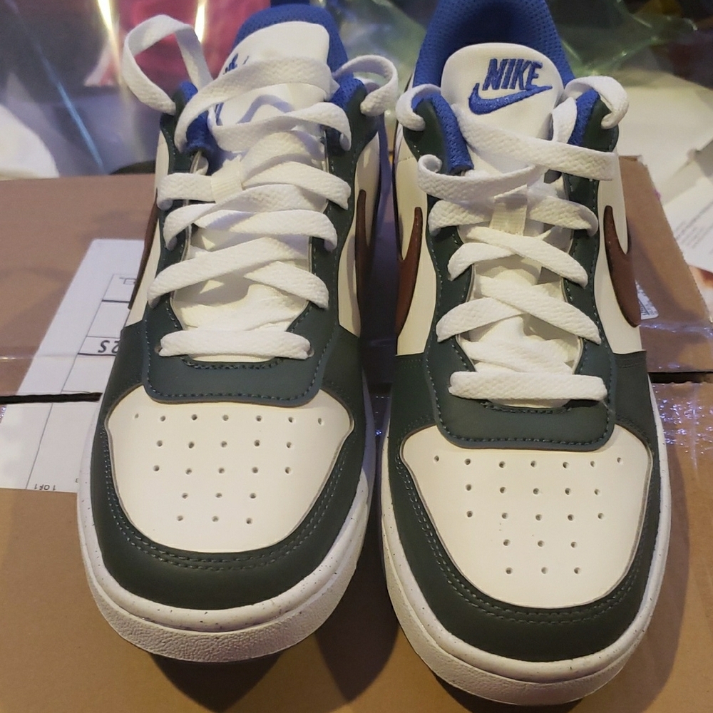 Nike Kids White and Blue Sneakers